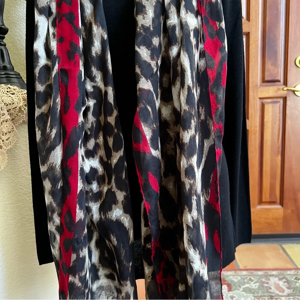 New Large Very Soft 25x70 Scarf/ Shawl/Wrap, Warm/ Red & Black/ Animal Print - Picture 3 of 5